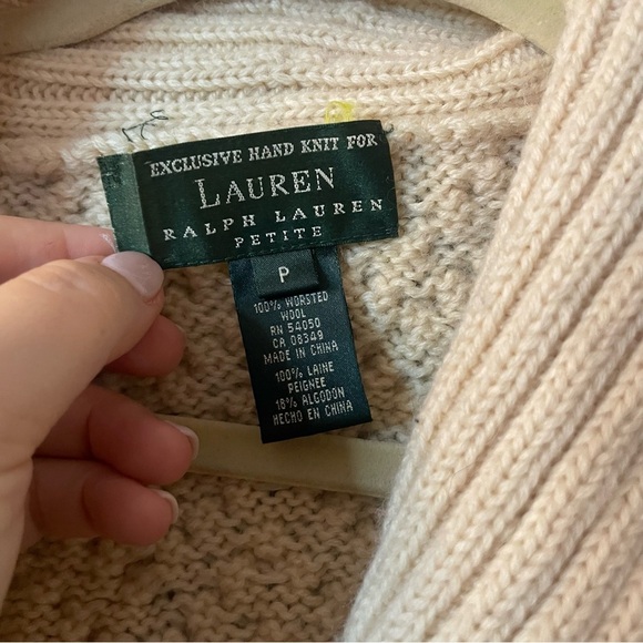 Lauren Ralph Lauren 100% Wool Chunky Knit Sweater Petite - Picture 4 of 7